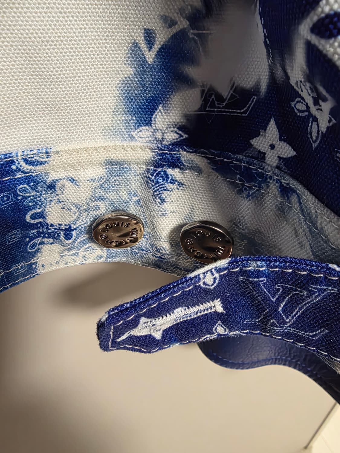 루이비통 by 버질 아블로 2022 PRE-FALL 반다나 레더 자켓 상품이미지8