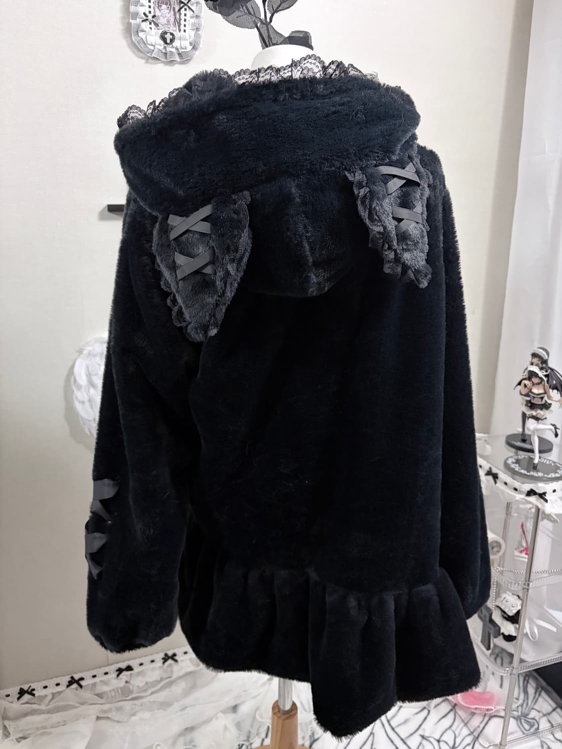 쿠로미 레이스 프릴 퍼자켓 상품이미지6