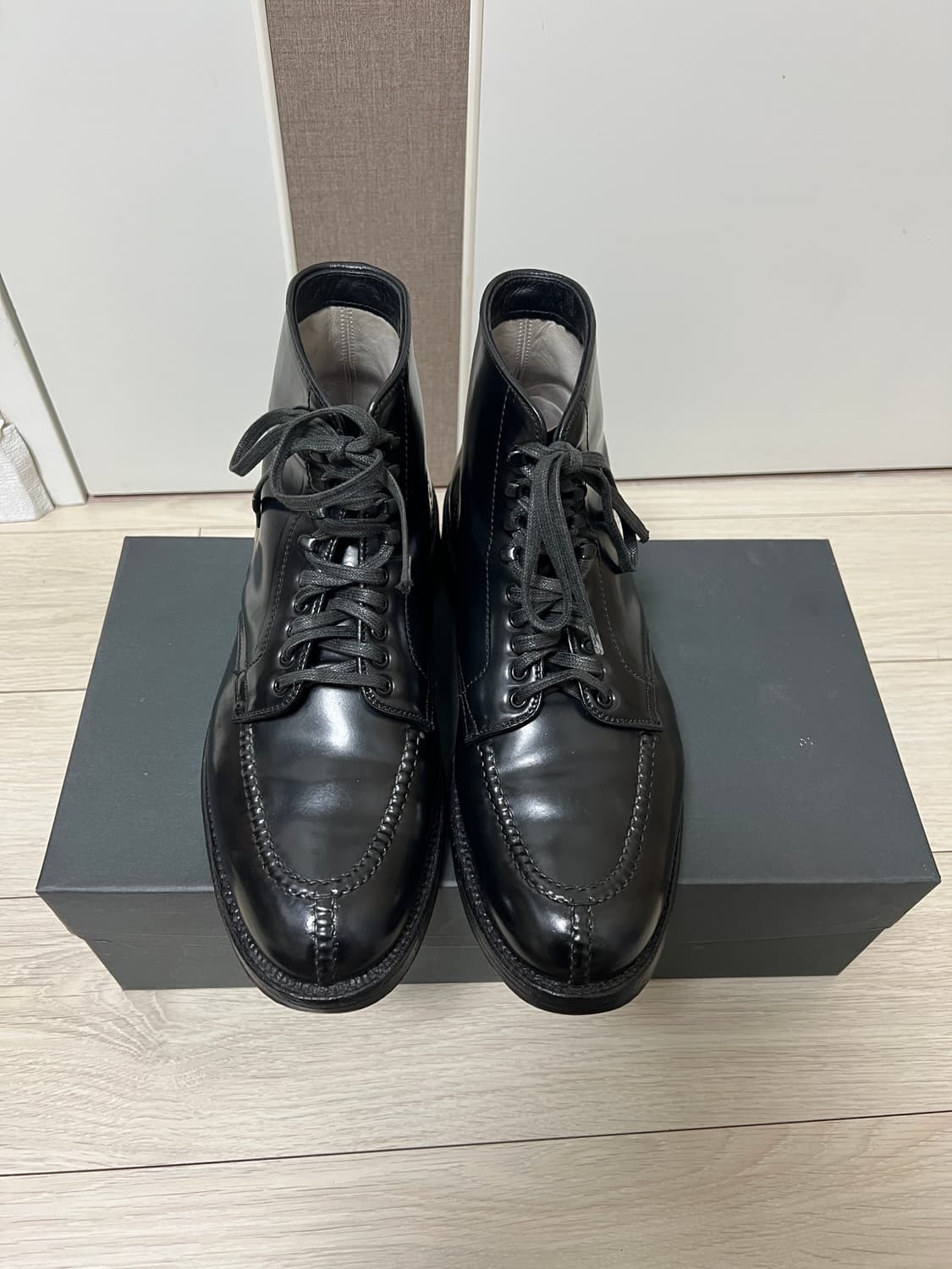 알든 탱커부츠 블랙 코도반 7.5e 상품이미지1