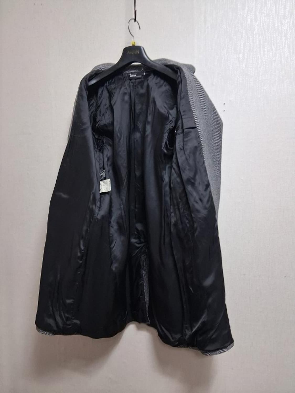 MADE ITALY tasca 헤링본코트 여성66 울100%
 상품이미지4