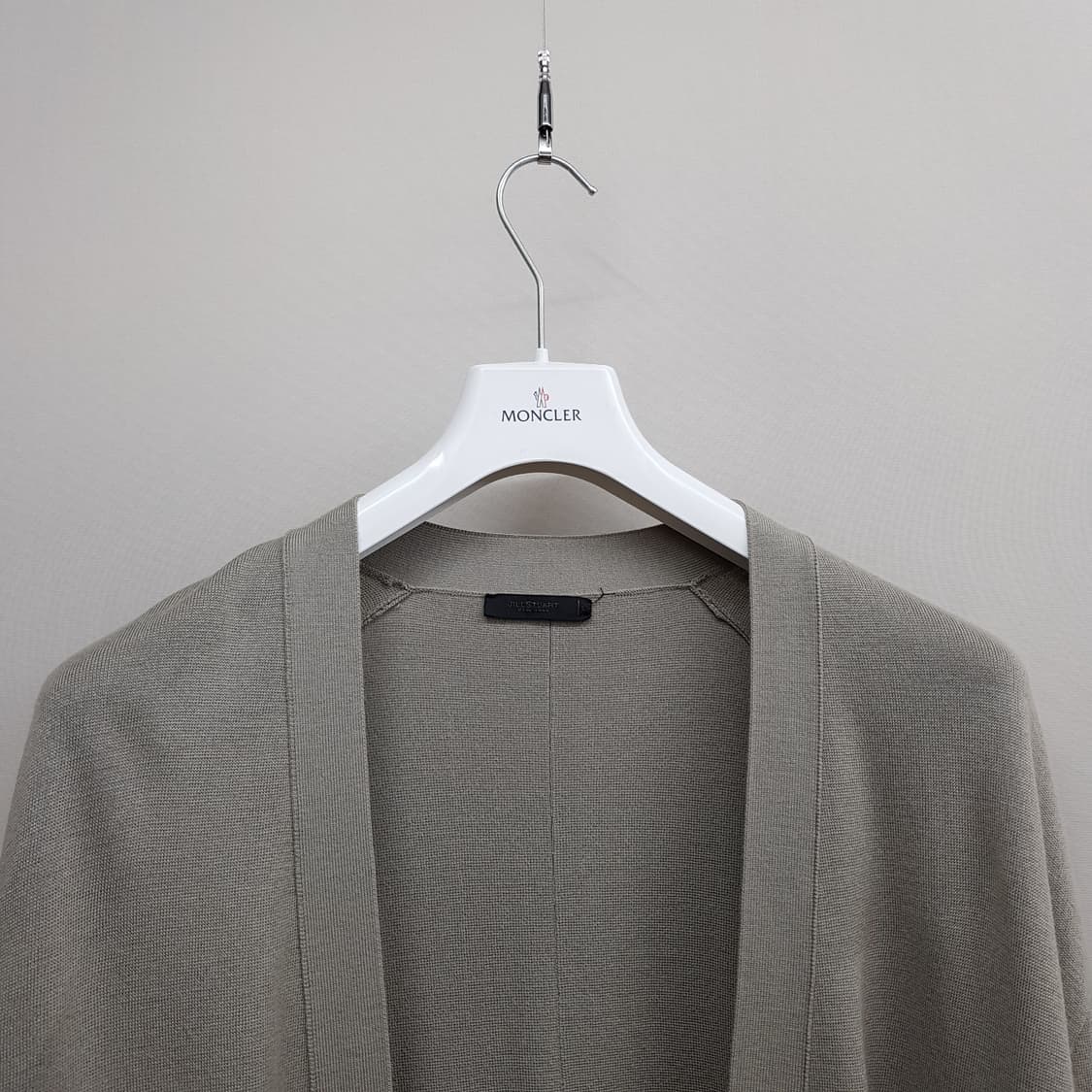 질스튜어트 2022 울소재 오픈 가디건 L사이즈 상품이미지2