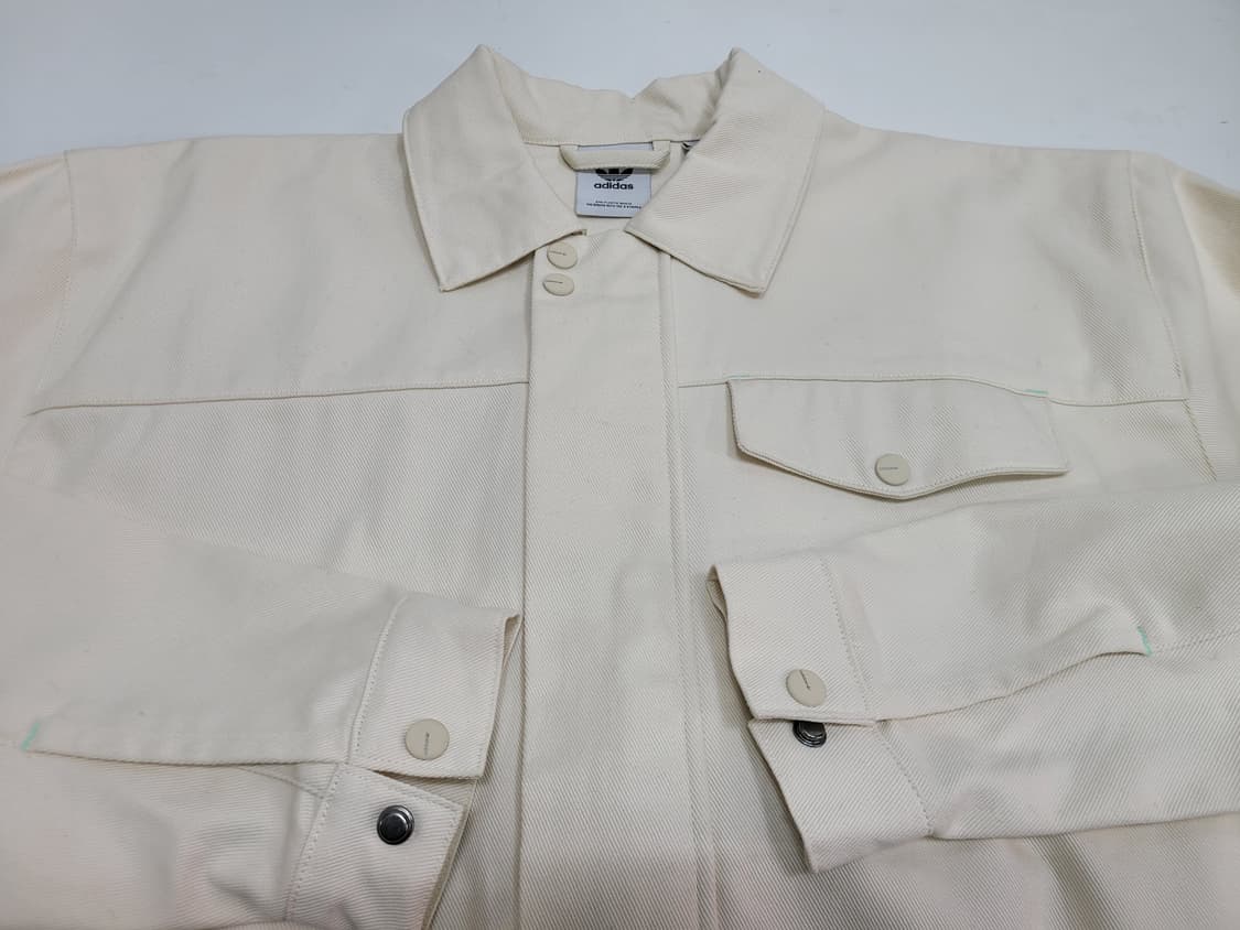 아디다스 22SS 오리지널 유니섹스 발렌타인데이 자켓 / M 오버핏
 상품이미지3