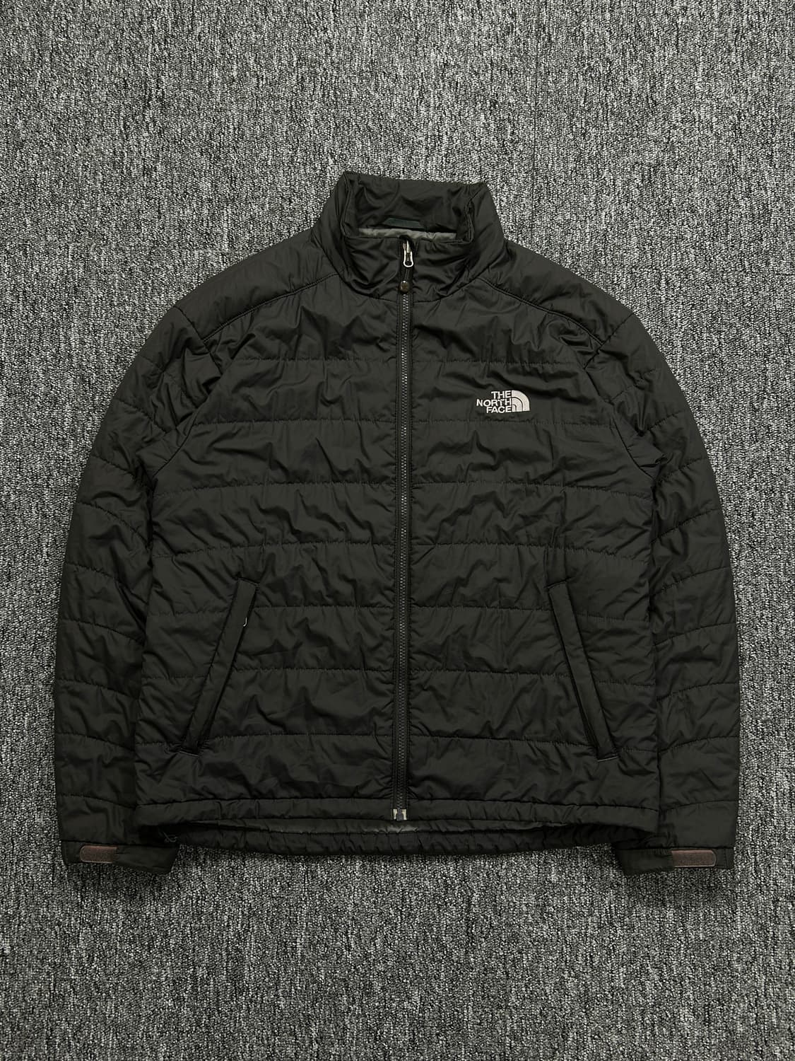 노스페이스 그레이 경량 패딩 L  상품이미지3