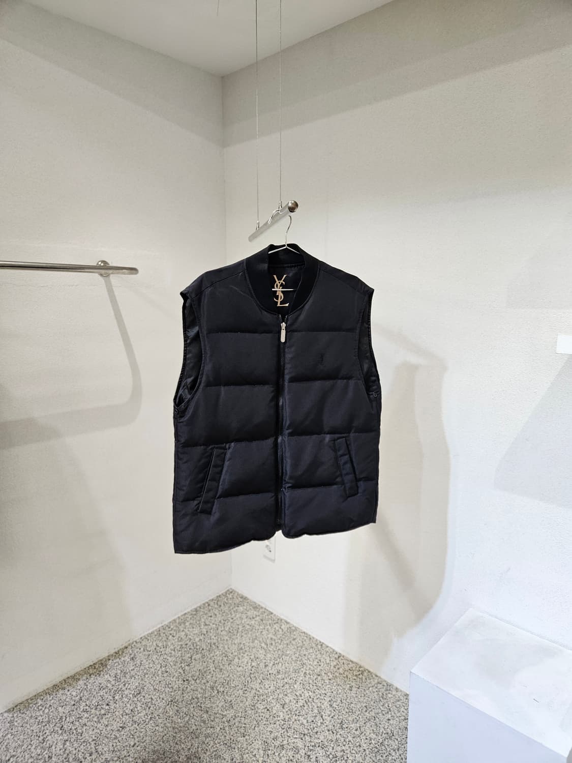 입생로랑 패딩조끼 상품이미지1