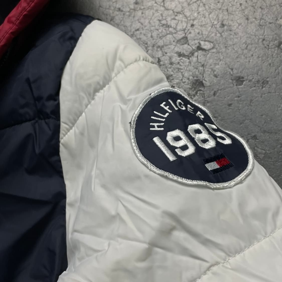 95-100 타미힐피거 패딩 상품이미지4