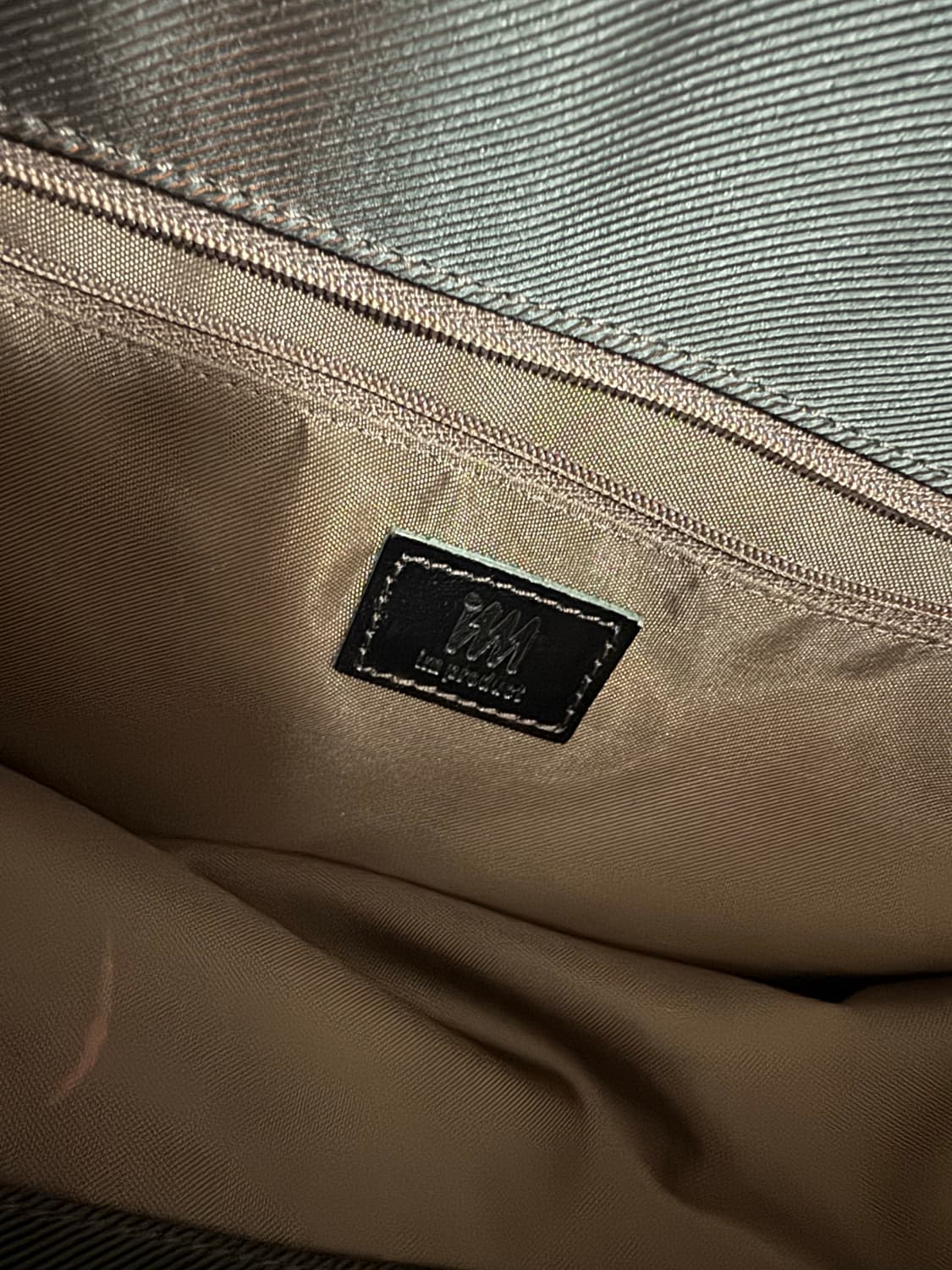 이세이 미야케 토트백 상품이미지3