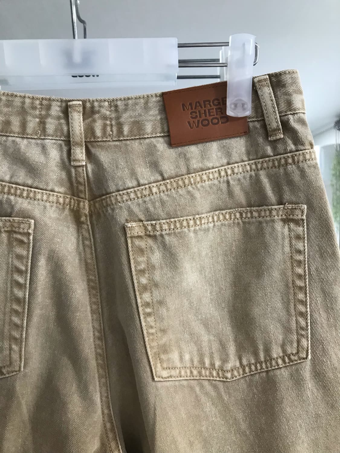 마지셔우드 데님팬츠 SNOW WASHED BOOTSCUT DENIM 상품이미지4