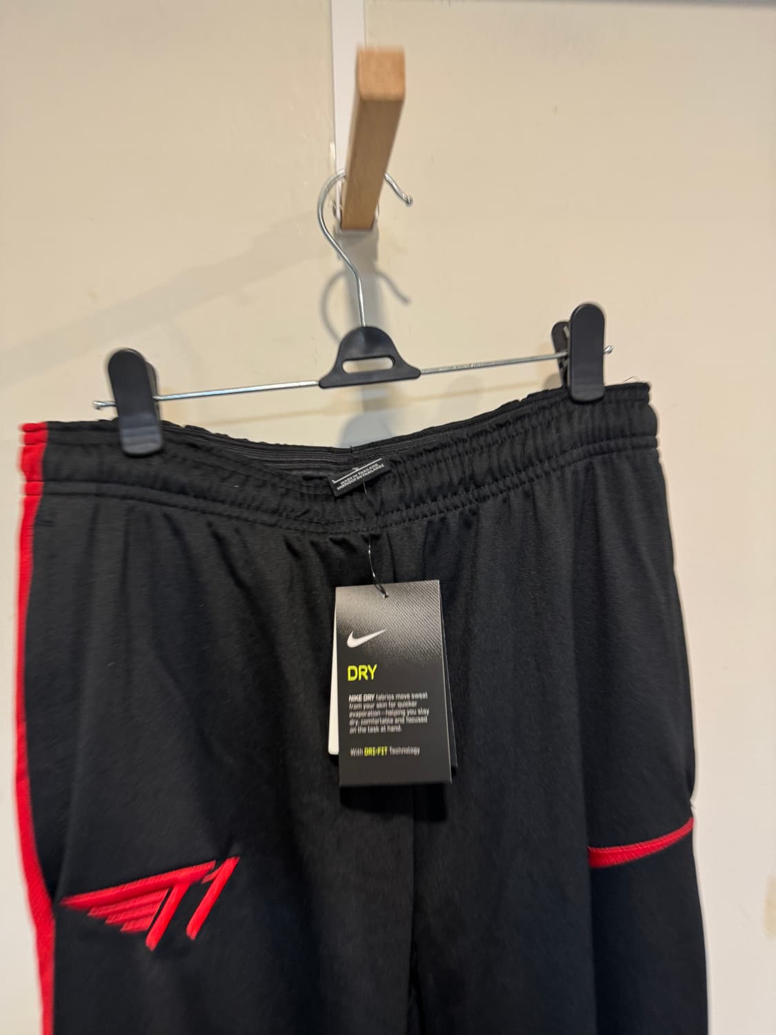 새상품 나이키 T1 트레이닝 팬츠  상품이미지3