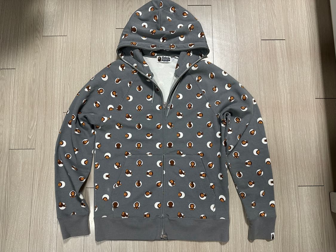 베이프 마일로 와글와글 후드집업 상품이미지1