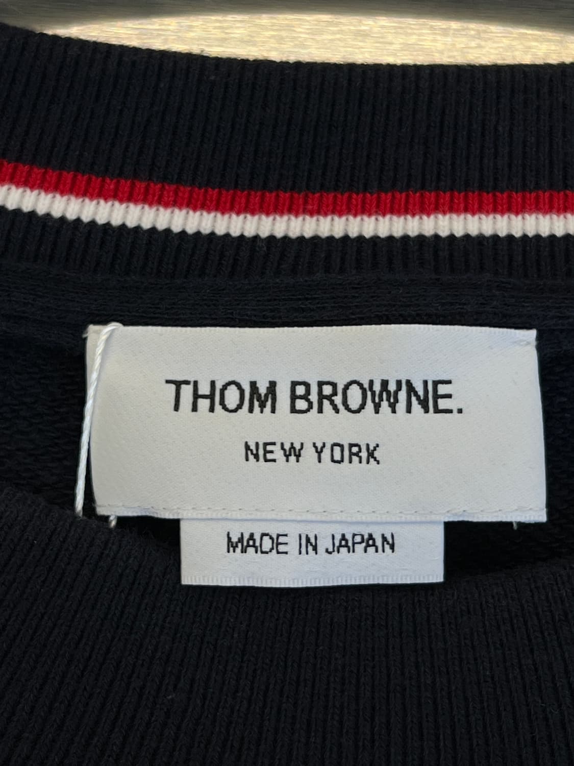 톰브라운 오버사이즈 사선완장 맨투맨 상품이미지5