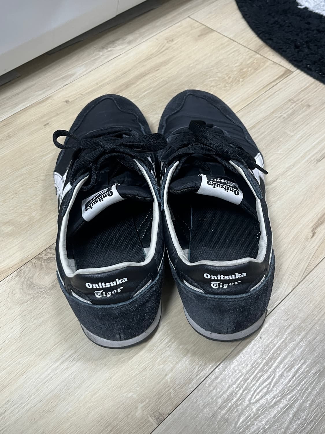 오니츠카 타이거 세라노 블랙 250 상품이미지2