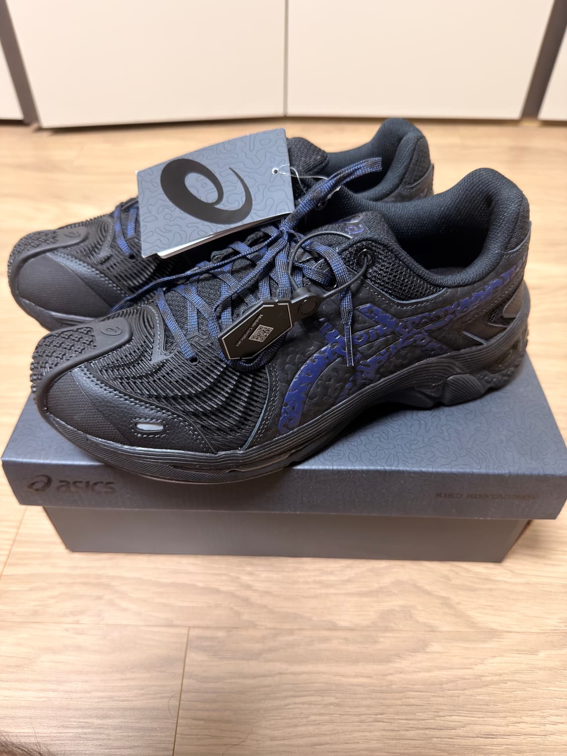 아식스 키코 젤 키릴 3 블랙 딥 블루 상품이미지1