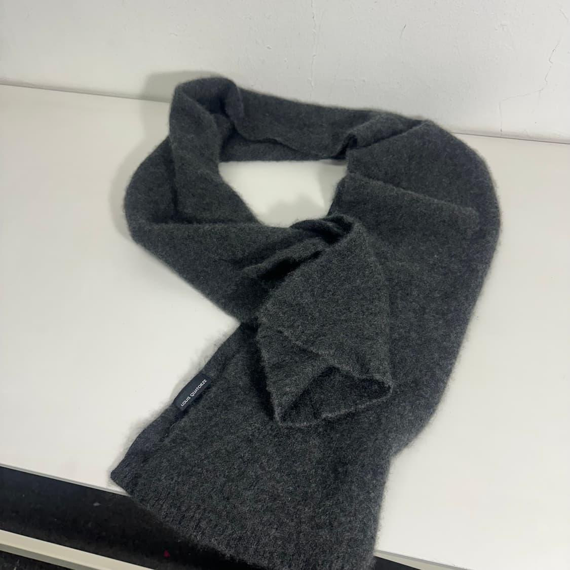 OS 루이카또즈 챠콜 보카시 캐시미어100% 머플러 상품이미지1