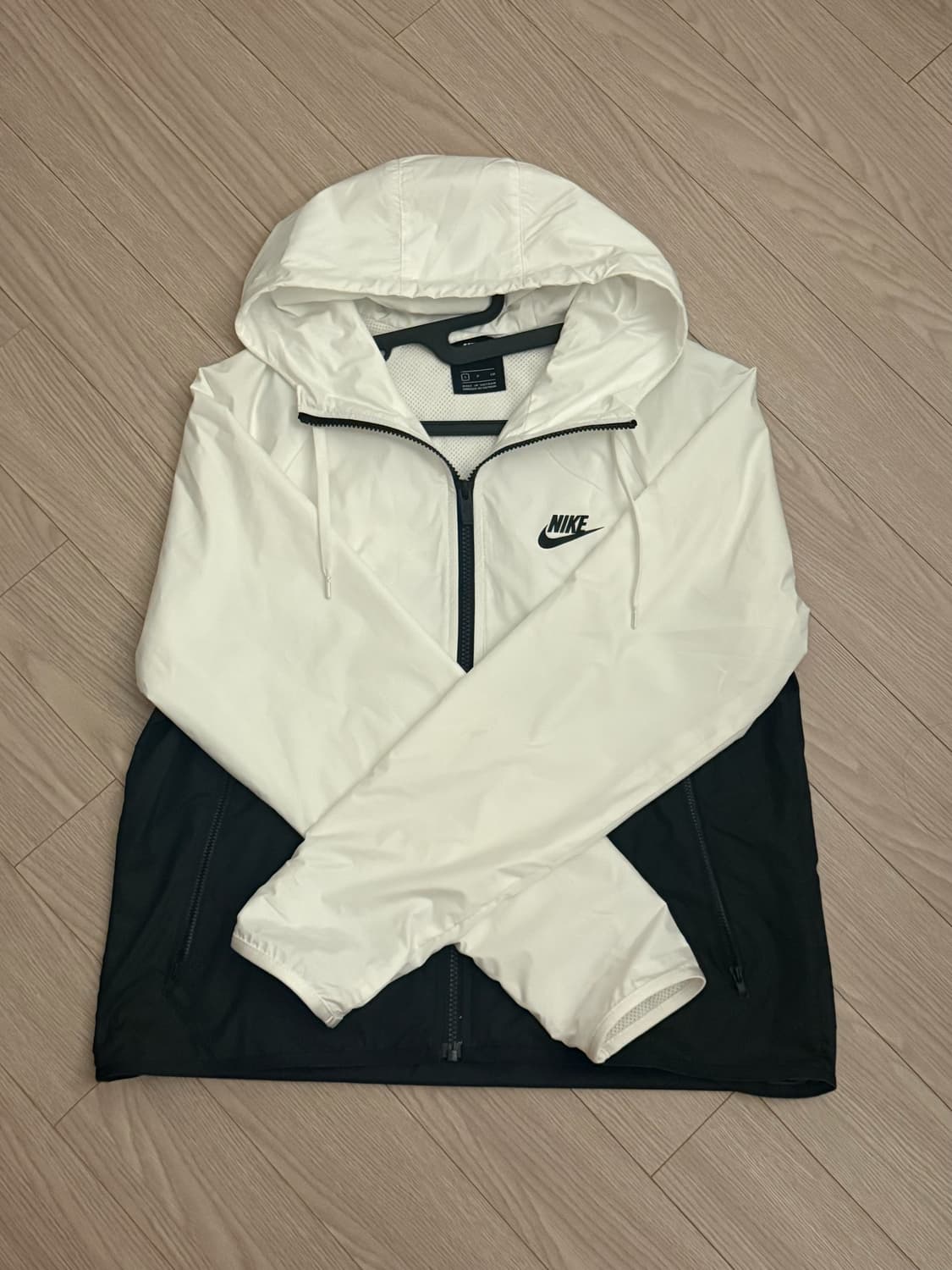 나이키 윈드러너 바람막이 상품이미지2