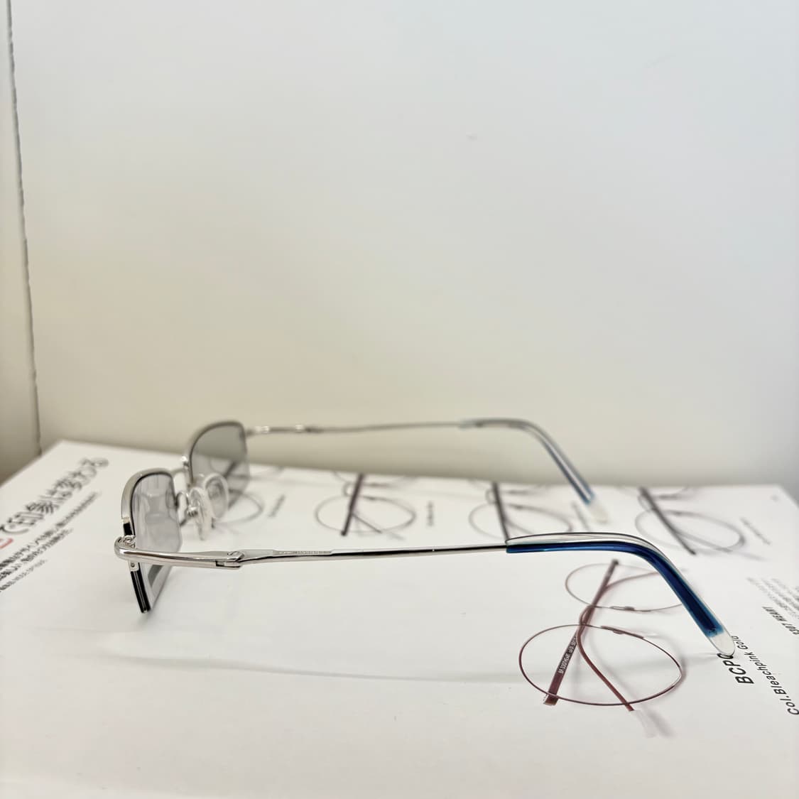 ISSAQUAH 실버 반무테 빈티지안경 상품이미지4