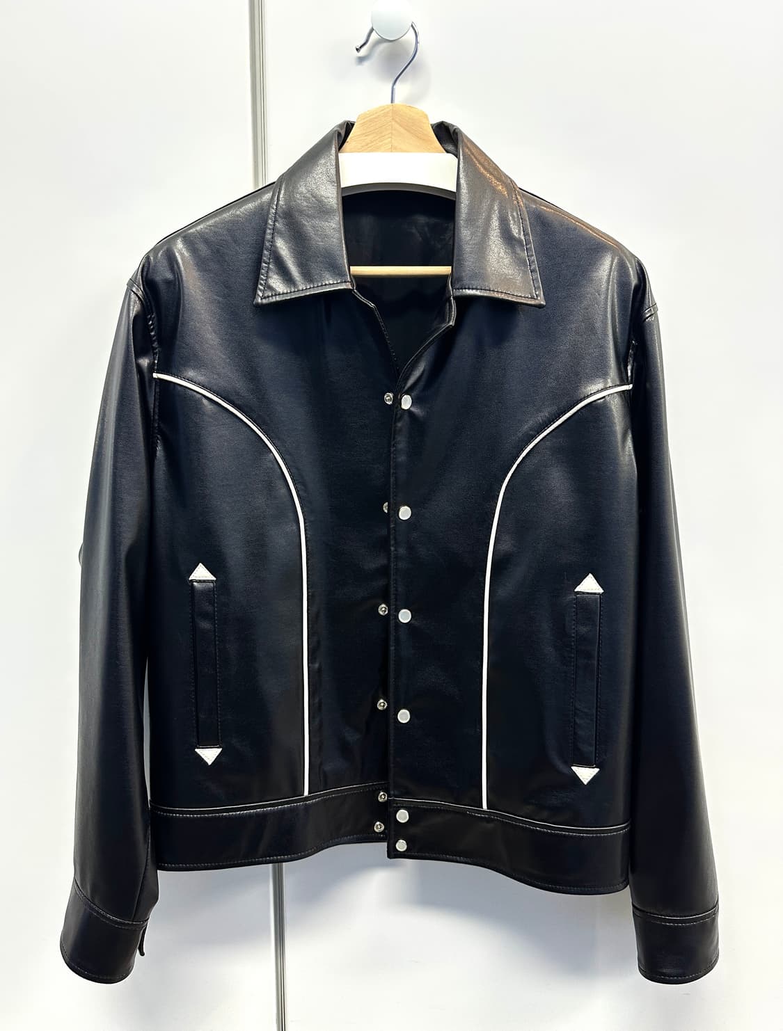 Youth 유스 블랙 faux 레더 자켓 민트급 (moon/M) 상품이미지5