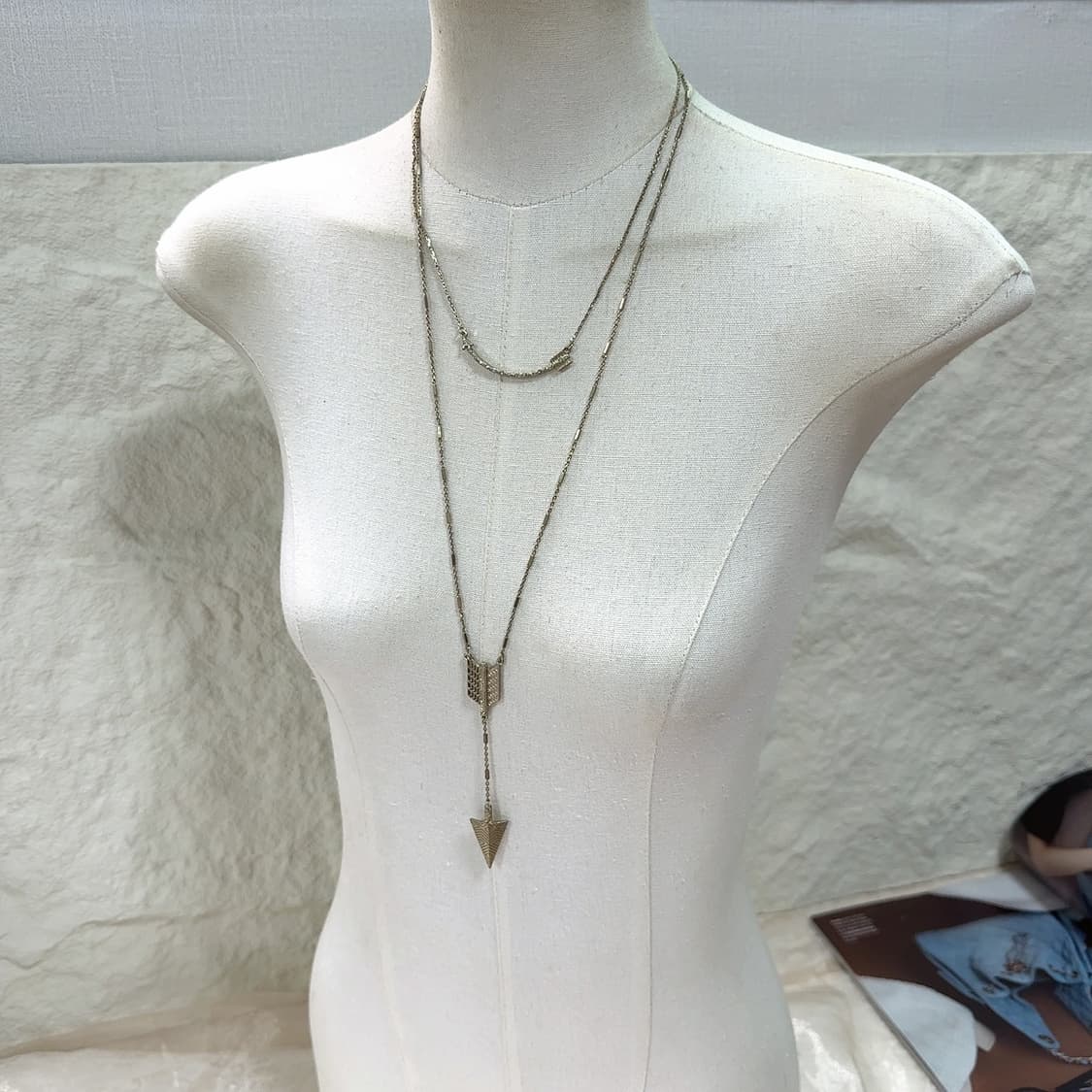 빈티지 양면착용 해머링 화살 레이어드 목걸이 상품이미지2