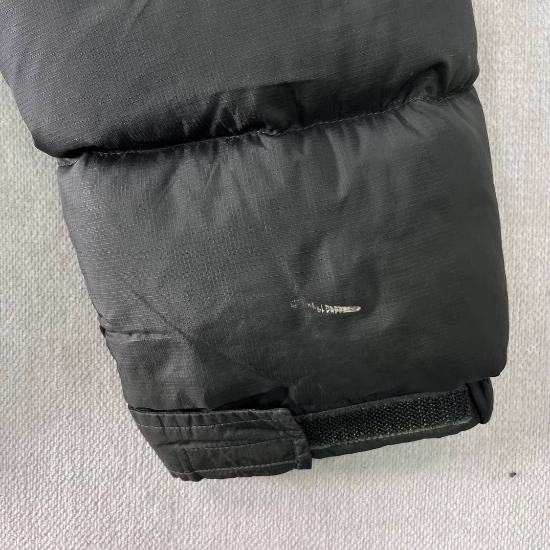 95 노스페이스 눕시 700 1996 챠콜 카키 패딩 상품이미지6