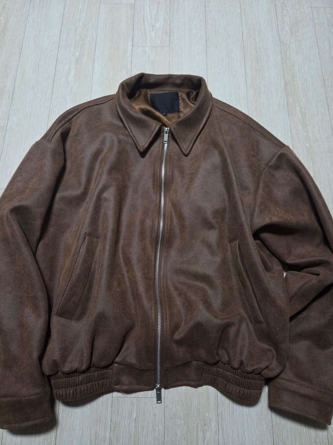 비건 스웨이드 오버핏 미니멀 인시전 스트레이트 집업 자켓 [브라운] 상품이미지1