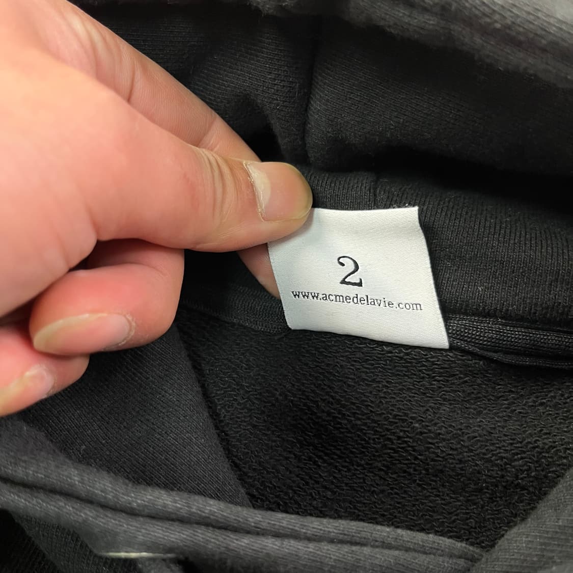 105 아크메드라비 자수로고 후드티 상품이미지5