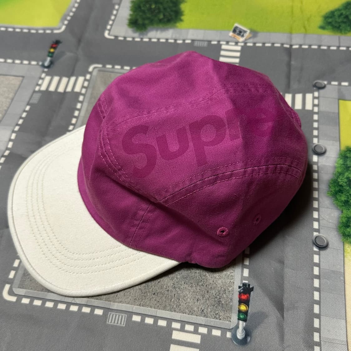 슈프림 투톤 트윌 탑 패널 캠프캡 마젠타  17ss 상품이미지2