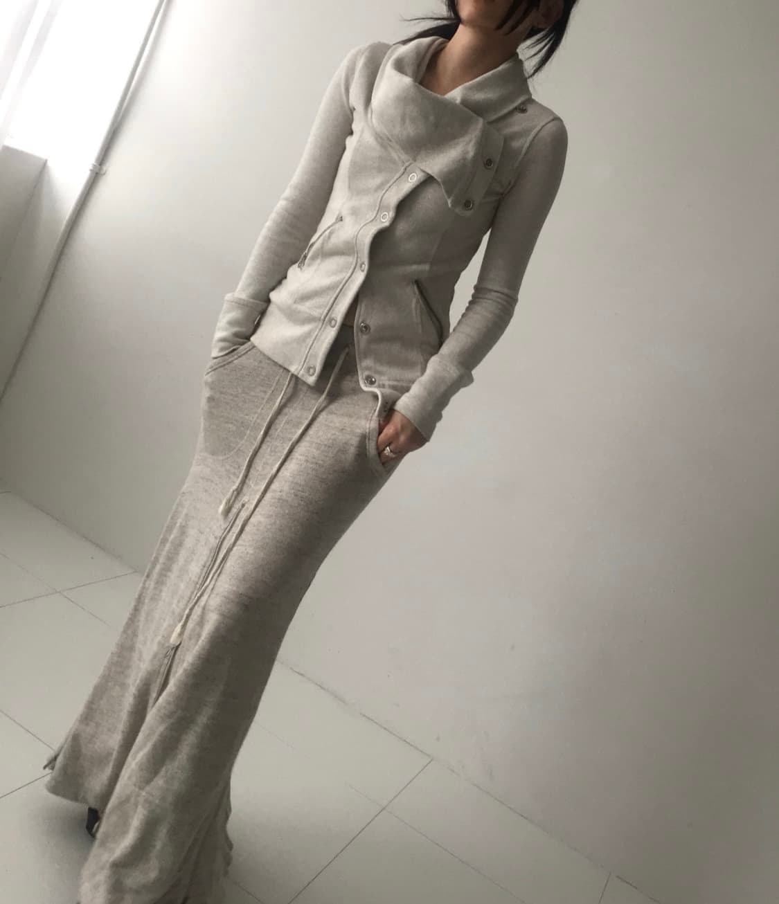 A/X 드레이프 하이넥 버튼 탑 상품이미지5