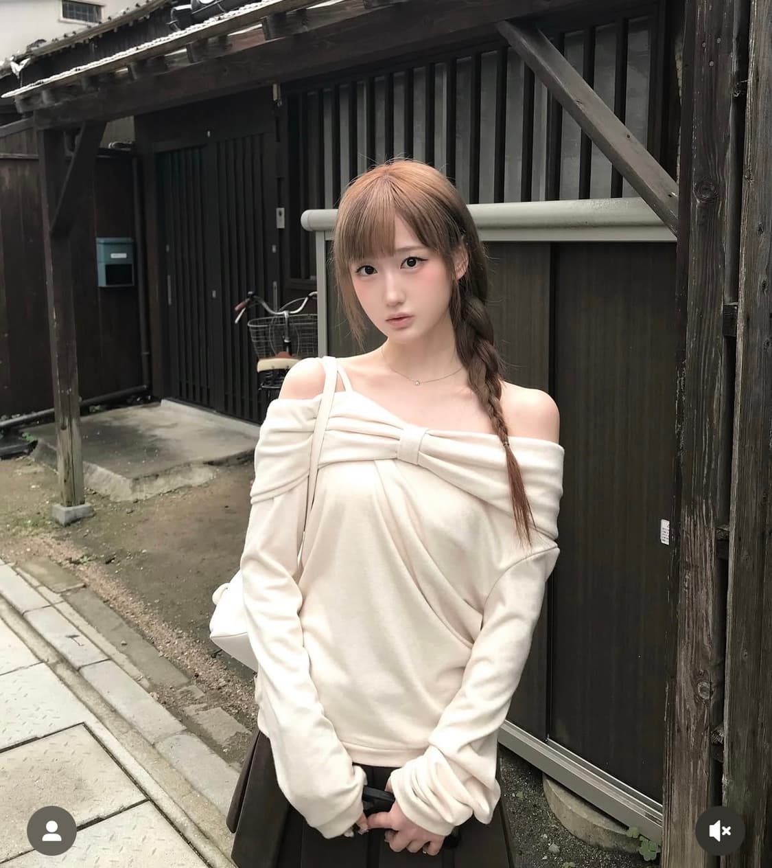 (새상품) 슈가블리스 리본허그티 베이지 상품이미지2