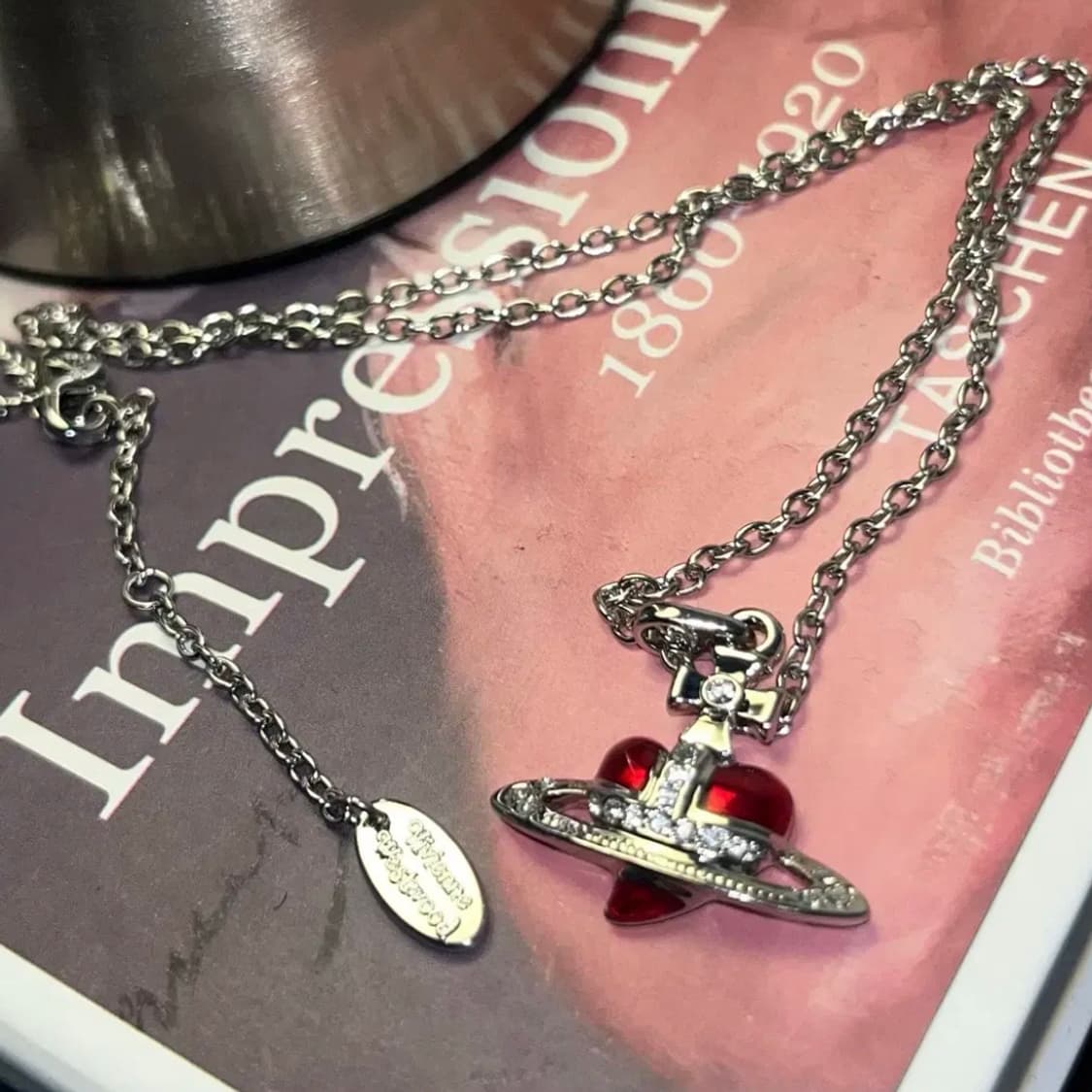 비비안웨스트우드 디아망떼 레드 목걸이 상품이미지1