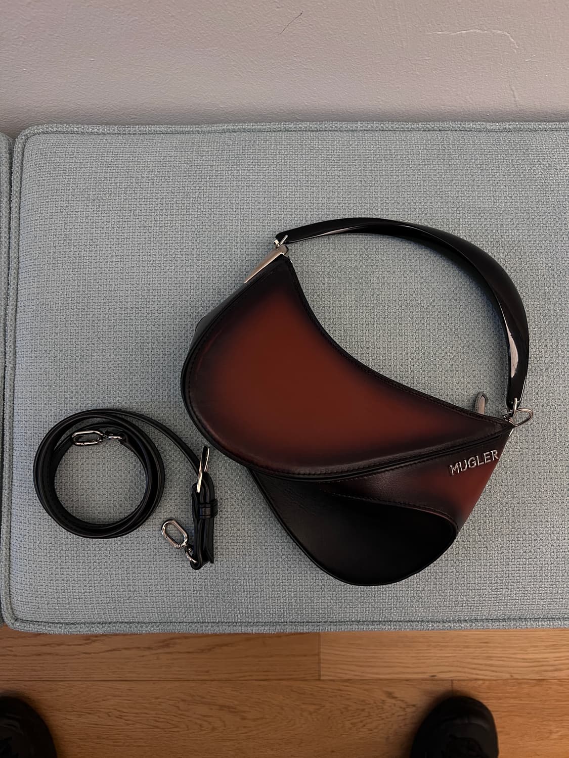 뮈글러 spinal curve bag 상품이미지3