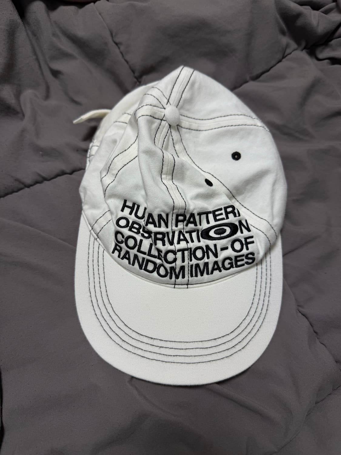 PNG JOURNAL 볼캡 화이트 팝니다 상품이미지2