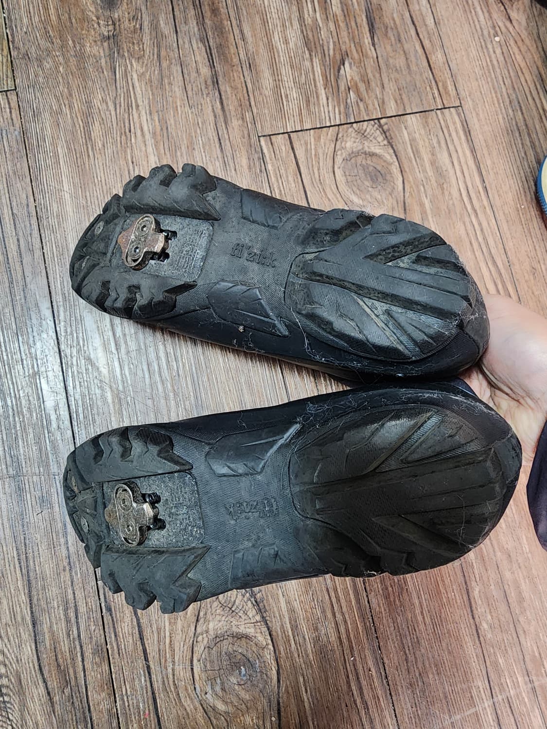 피직 Artica X5 동계 클릿슈즈 블랙 상품이미지4