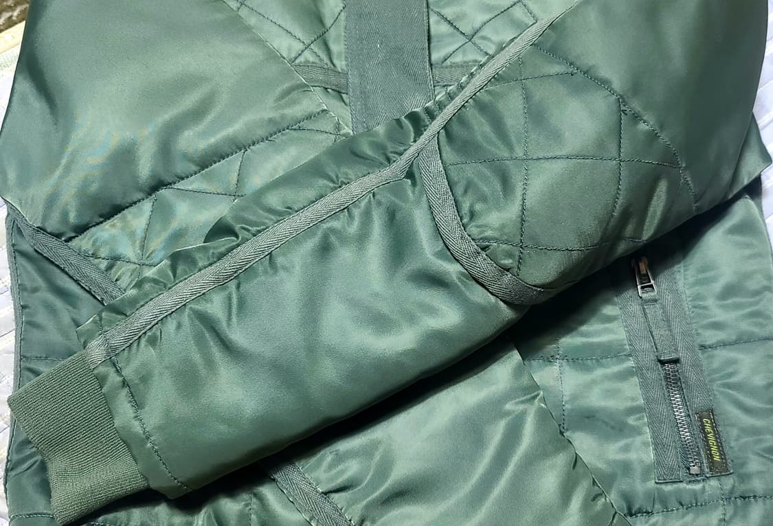 Chevignon 쉐비뇽 레더 파츠 양털 봄버 상품이미지8