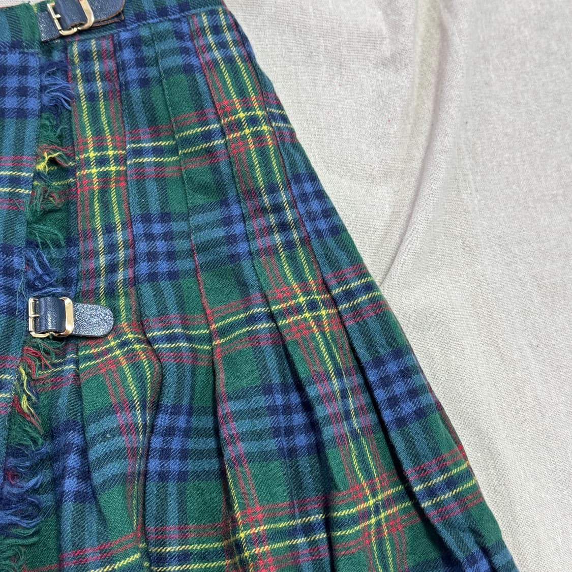 빈티지 유럽 타탄체크 울 플리츠 버클 스커트  상품이미지4