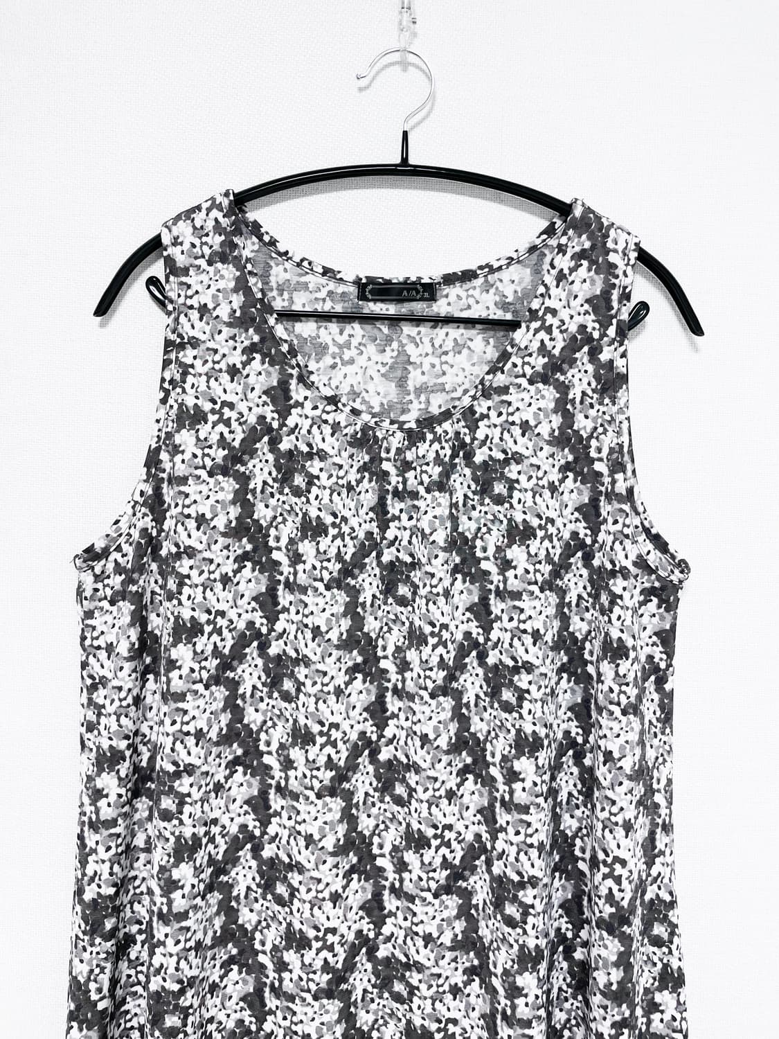 Pattern Long Sleeveless – Dark Gray 상품이미지4