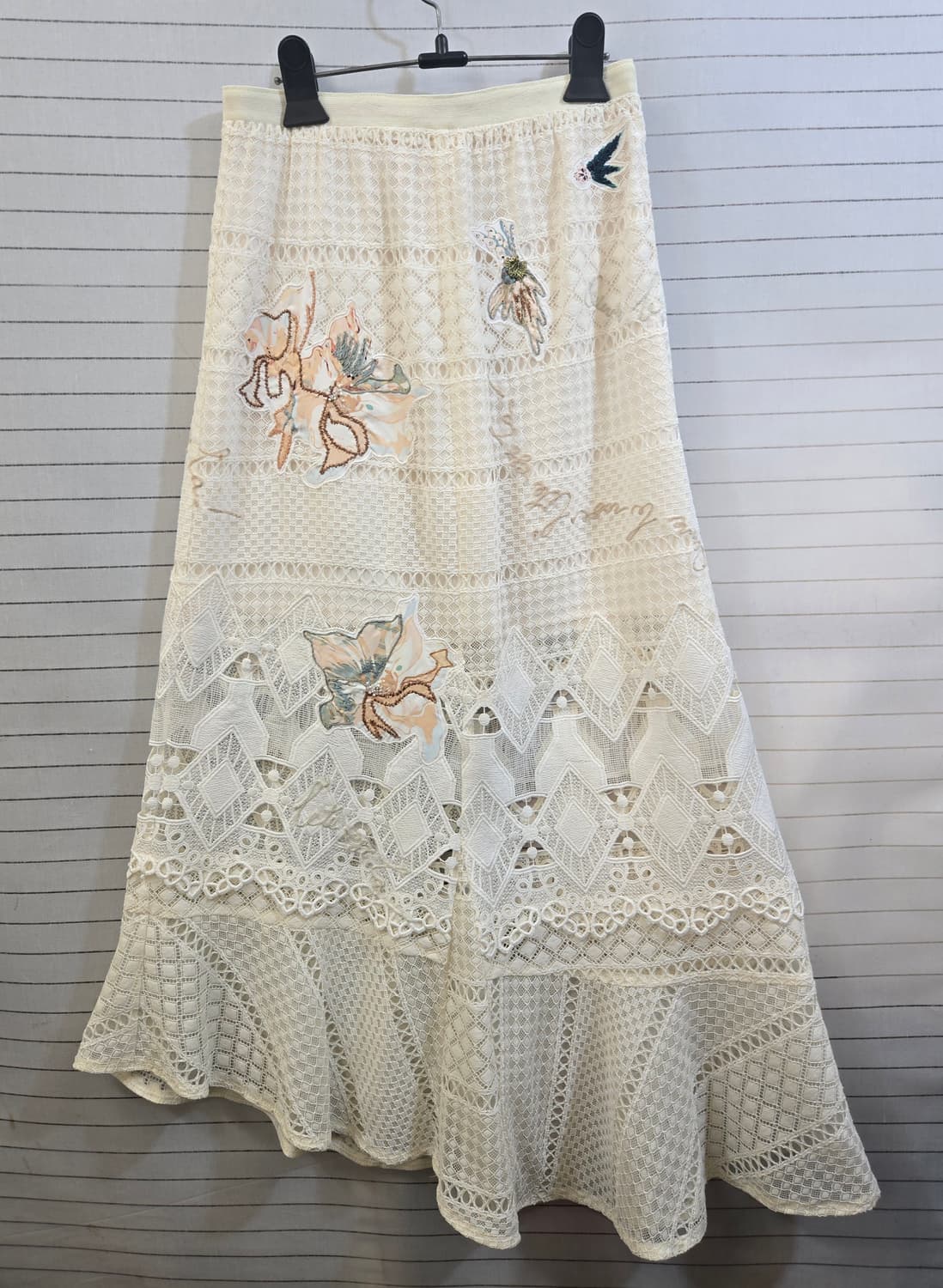 아이보리 타임레이스 롱 스커트 자수 디테일 상품이미지7