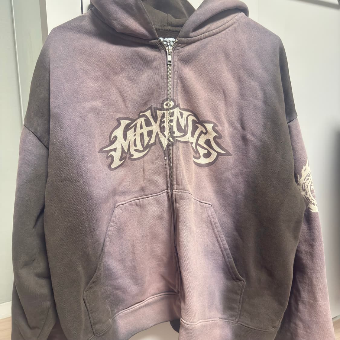 트래비스 스캇 내한 후드집업 머천 M 상품이미지2