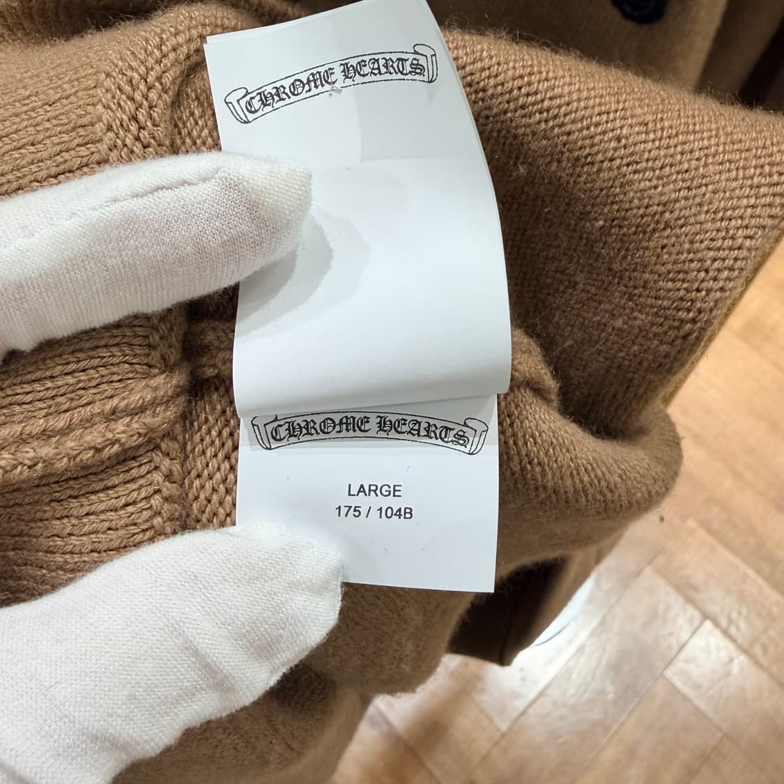 L사이즈 / 크롬하츠 트리플 크로스 스웨이드 패치 캐시미어 후드티 베이지 상품이미지4