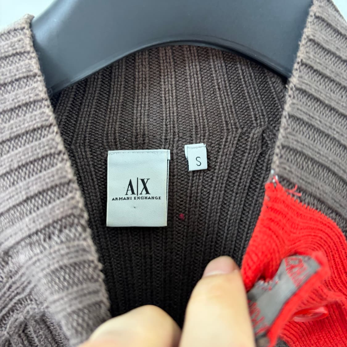 아르마니 익스체인지 사선 버튼 니트 상품이미지6