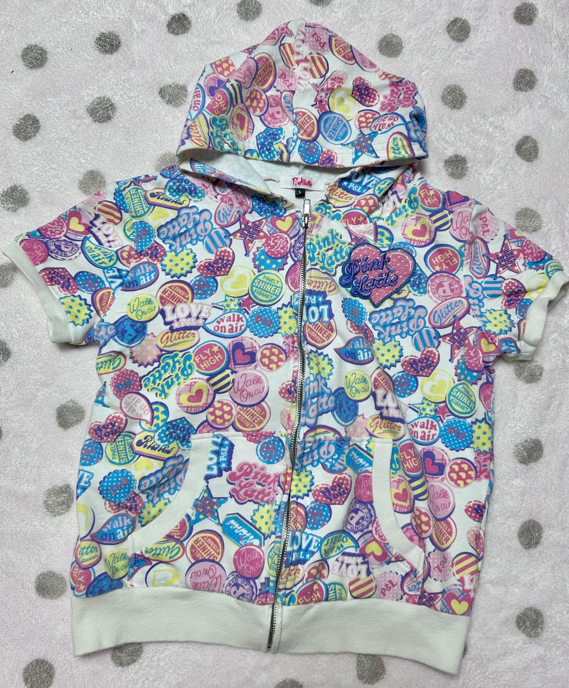 핑크라떼 그래픽 반팔후드집업 상품이미지1