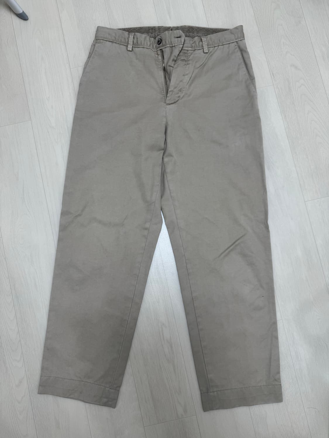 라이즈앤빌로우 302 테이퍼드 치노팬츠 카키 상품이미지1