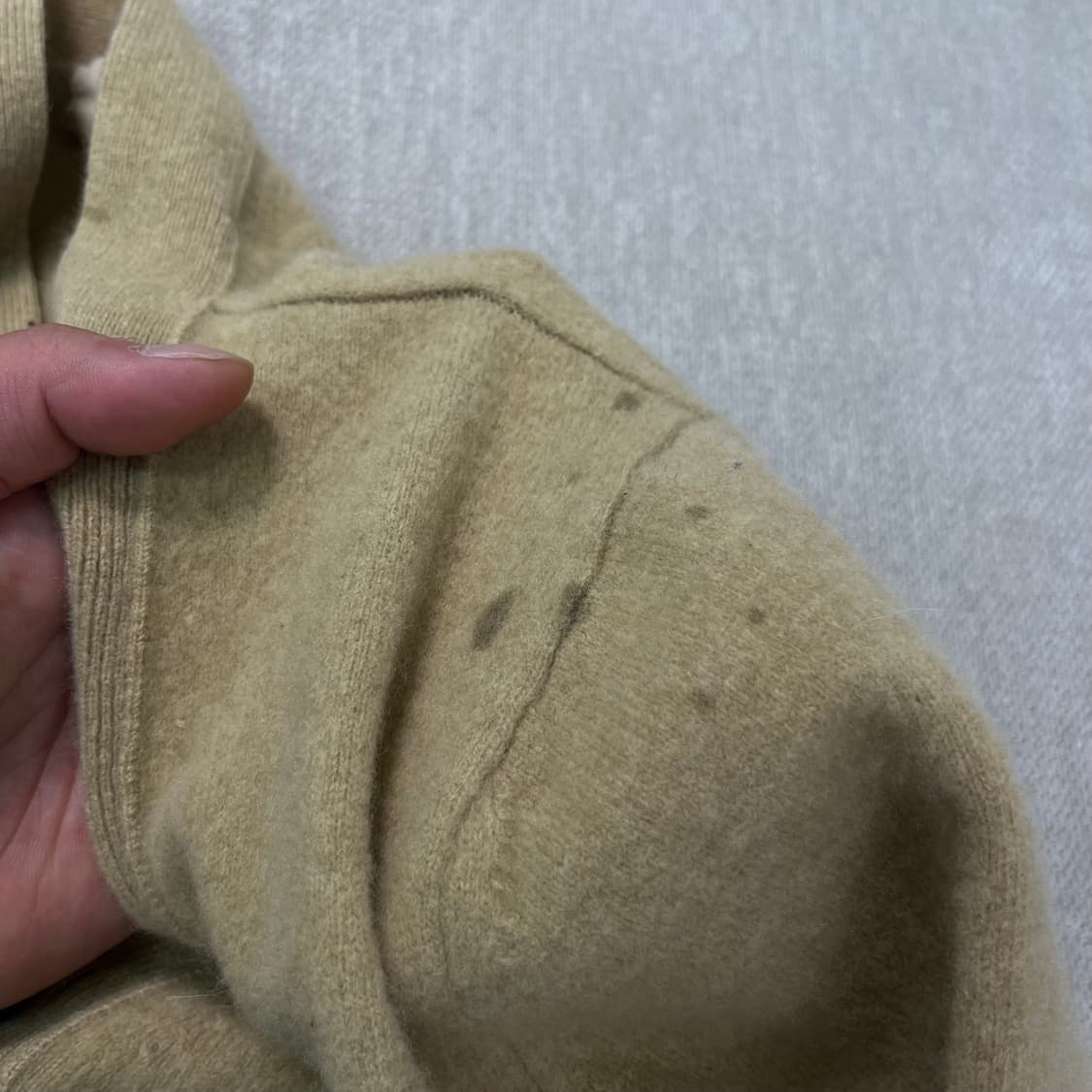 W 95 꼼데가르송 베이지 울 가디건 상품이미지4