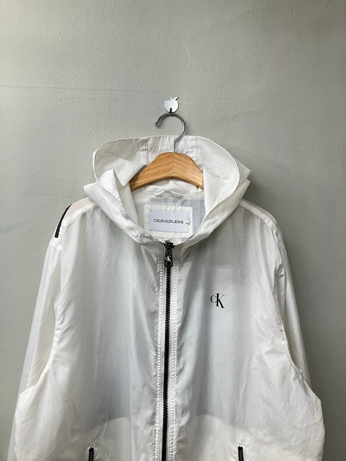 CK 캘빈클라인 빅로고 바람막이 자켓 상품이미지5