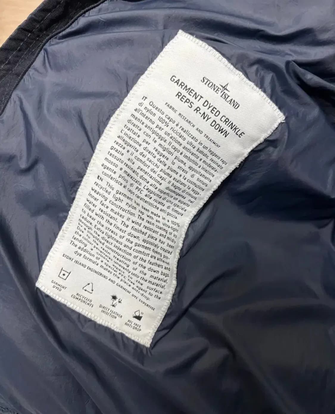 스톤아일랜드 크링클랩스 22FW네이비 XL판매 상품이미지7