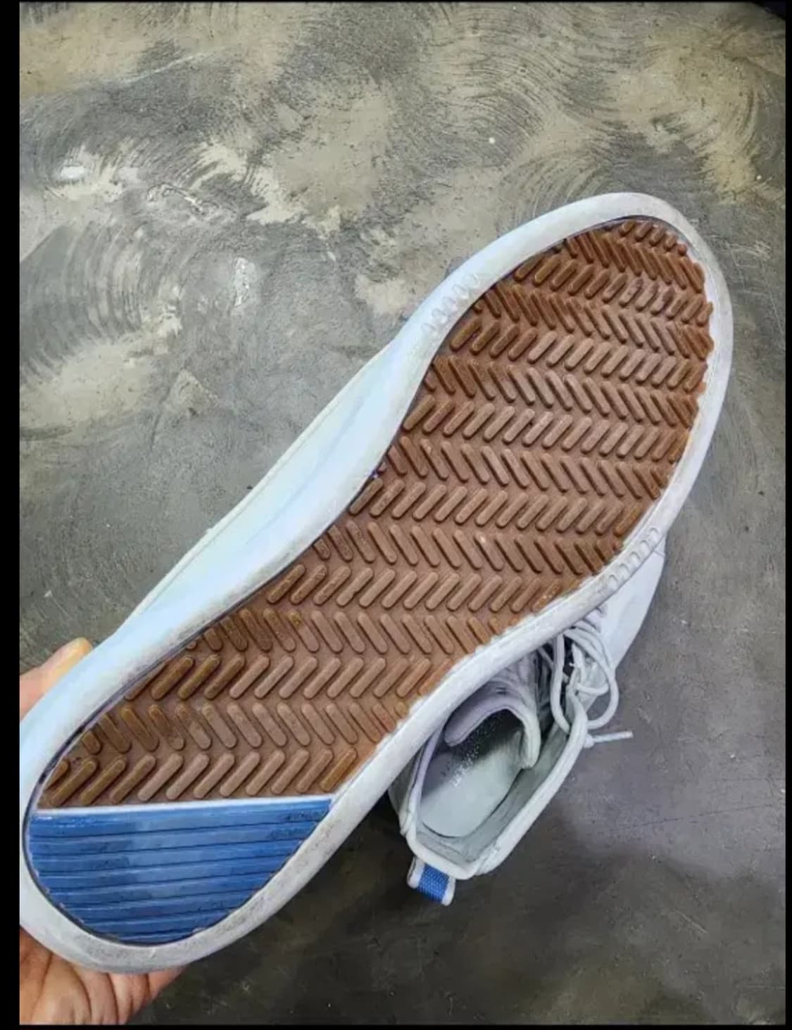 언더아머  스웨이드 하이탑 270 상품이미지5