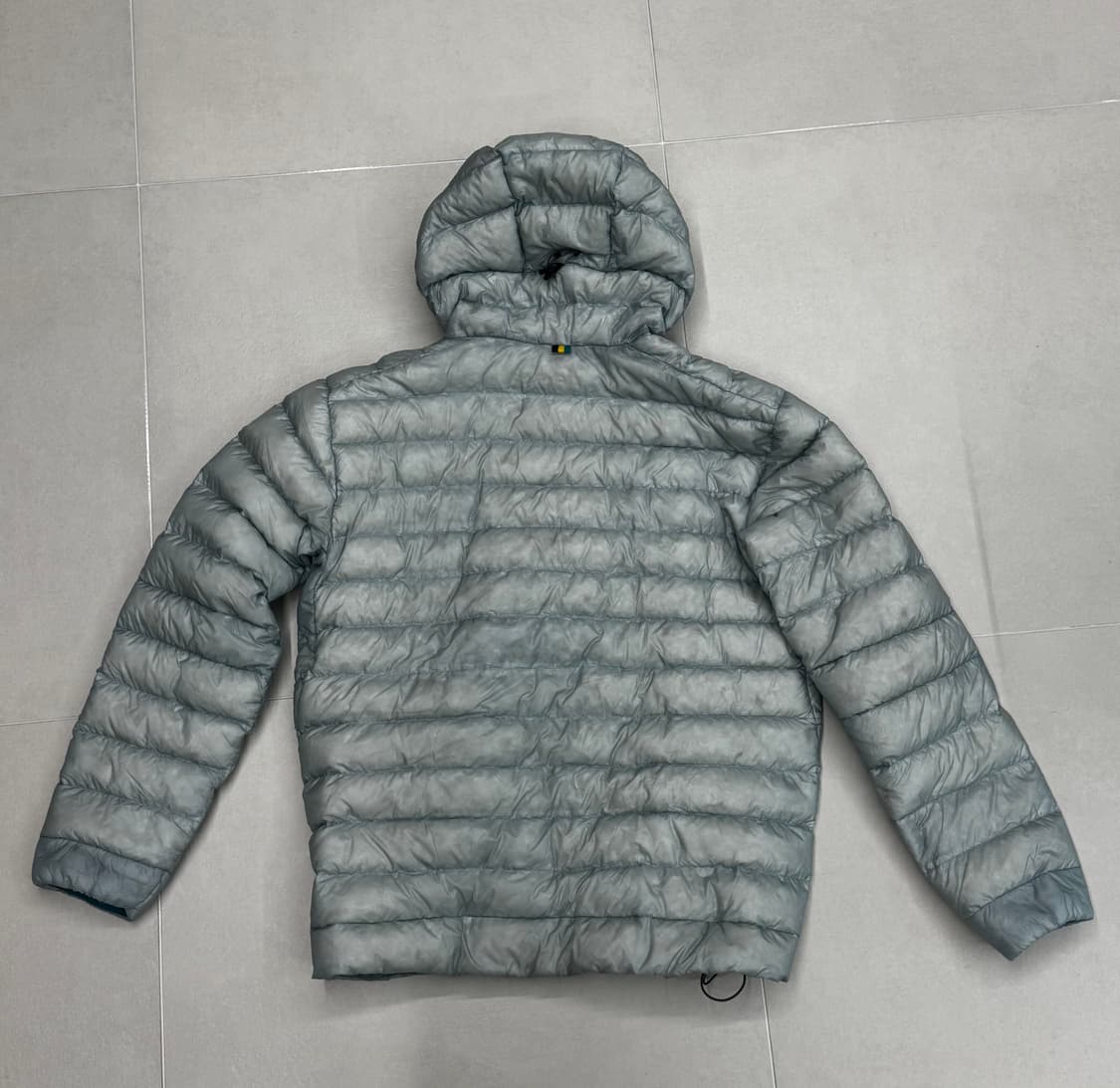 시에라디자인 뮤어 경량패딩 라이트그레이 L사이즈 상품이미지2