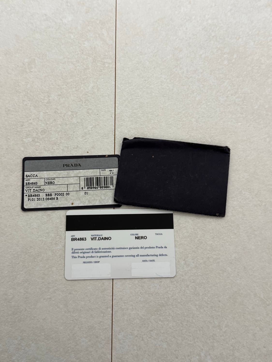 프라다 비텔로 다이노 호보 숄더백 블랙 상품이미지8