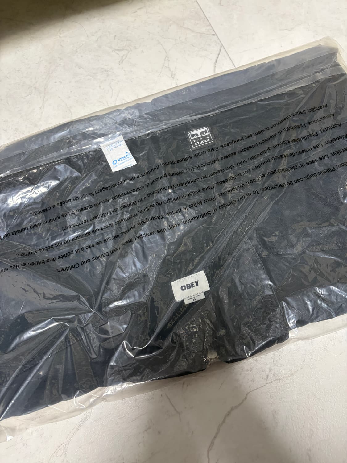 [XL] 아이앱 스튜디오 x 오베이 포스터 집 자켓 앤트러사이트 상품이미지3