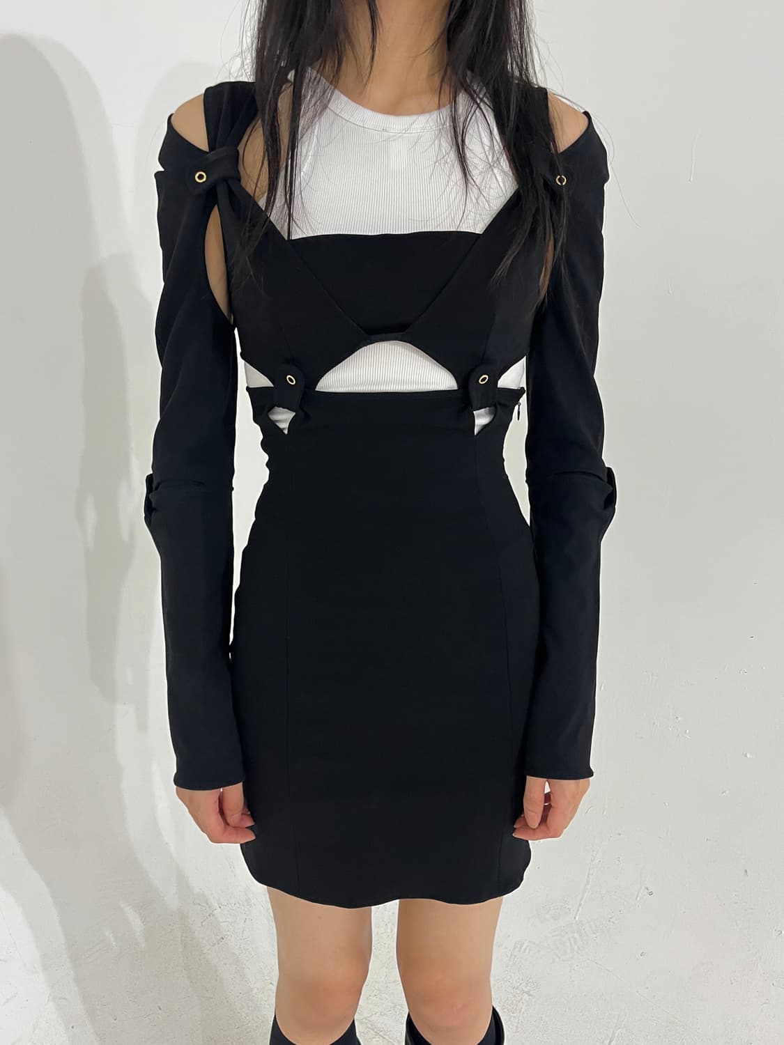 Jacquemus La Robe Mari cutout minidress 상품이미지3