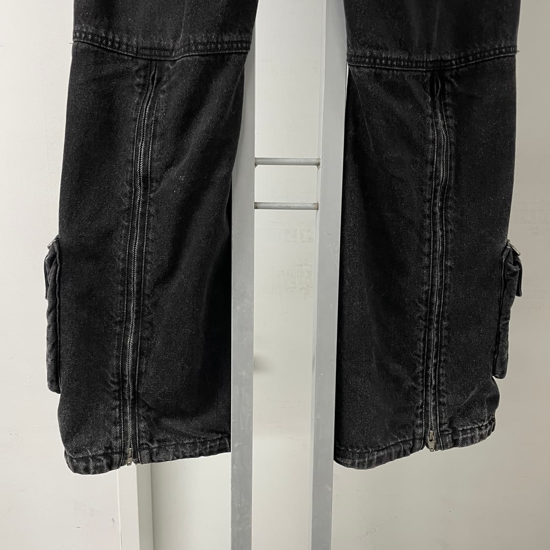 2023 준지 흑청 멀티 포켓 데님 팬츠 44 상품이미지6