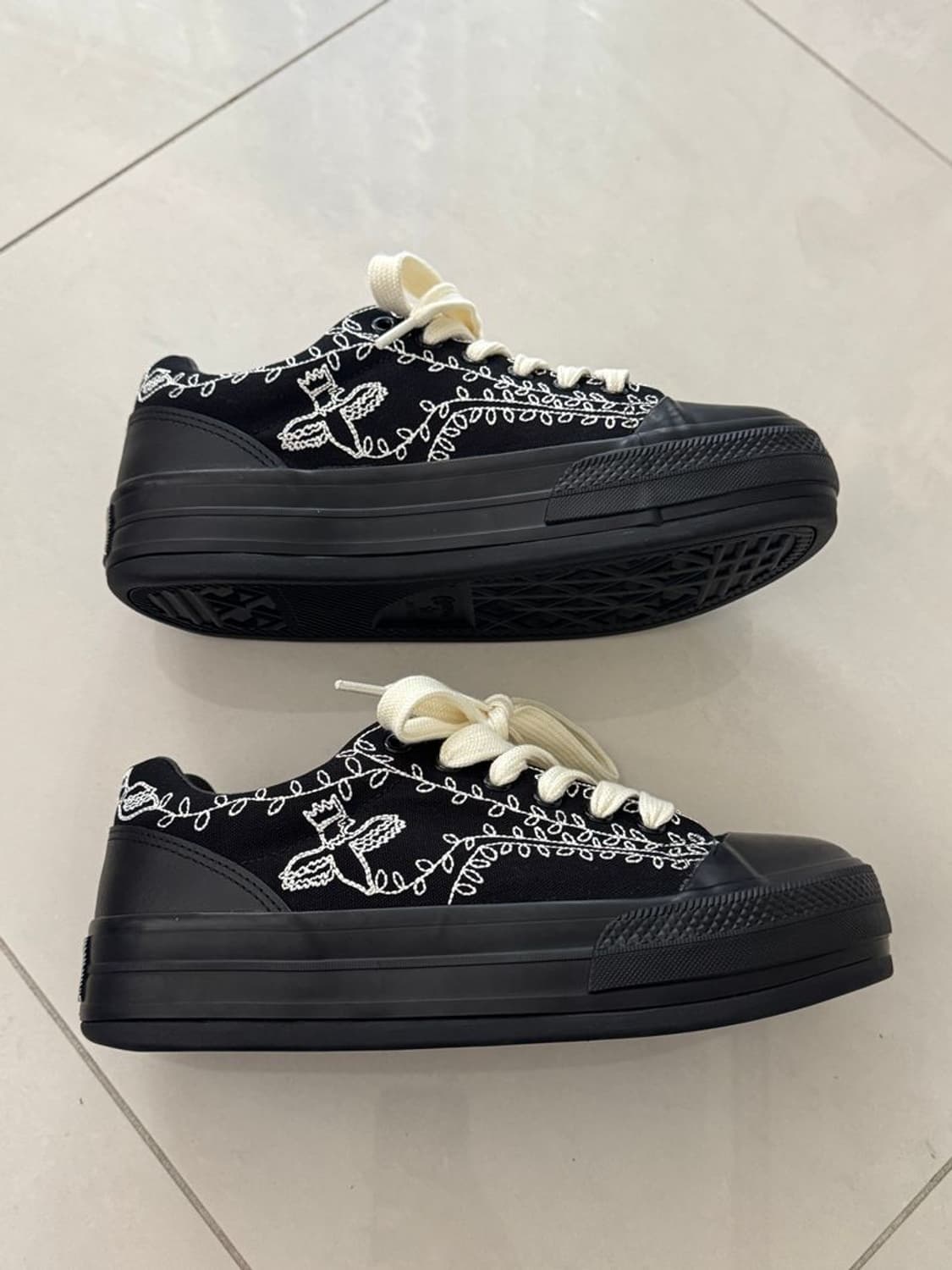 BOADERSTAR SNEAKER 보더스타 스니커즈 상품이미지2